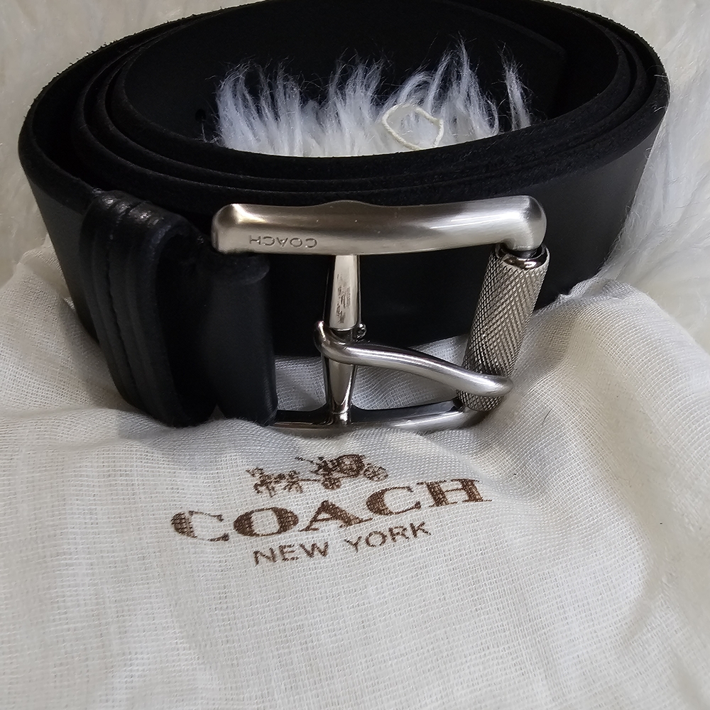 Coach Men's Black Leather Belt with Silver Buckle